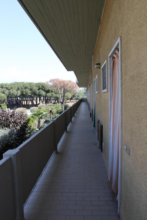 La Ca' Al Mare Appartamento Carrara Esterno foto