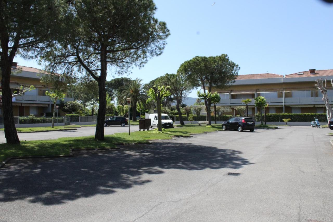 La Ca' Al Mare Appartamento Carrara Esterno foto